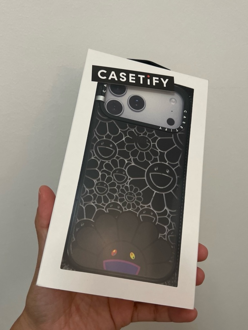 CASETiFY Takashi Murakami black
Impact Case MagSafe Compatible
iPhone 17 Pro Max - Picture 2 of 7